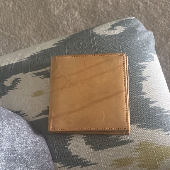 Tan Leather Key Card Holder Minimalist Design - Picture 5 of 5